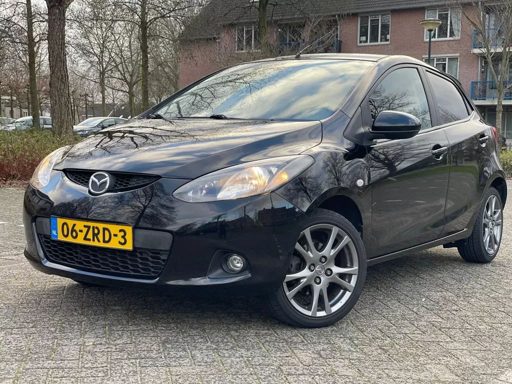 Mazda 2 GERESERVEERD GERESERVEERD