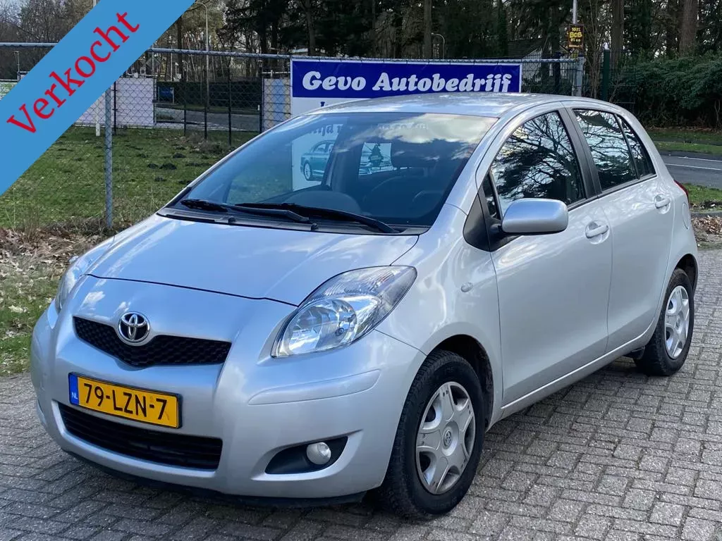 Toyota Yaris 1.3 16v VVT-i Aspiration VERKOCHT&hellip;