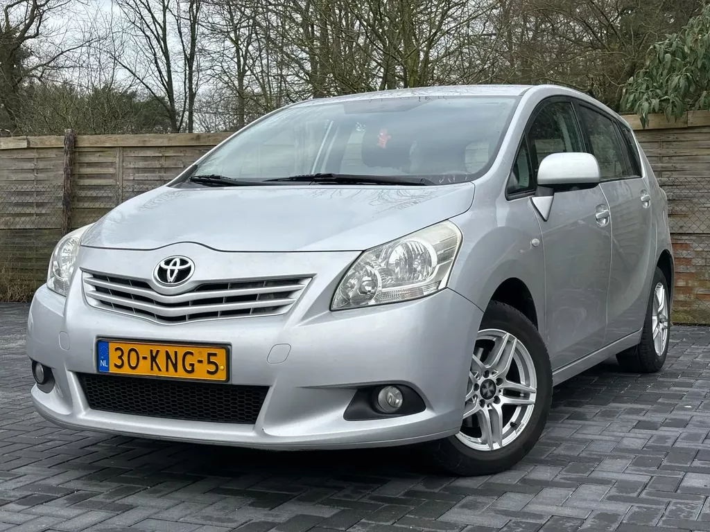 Toyota Verso 1.8 VVT-i Aspiration