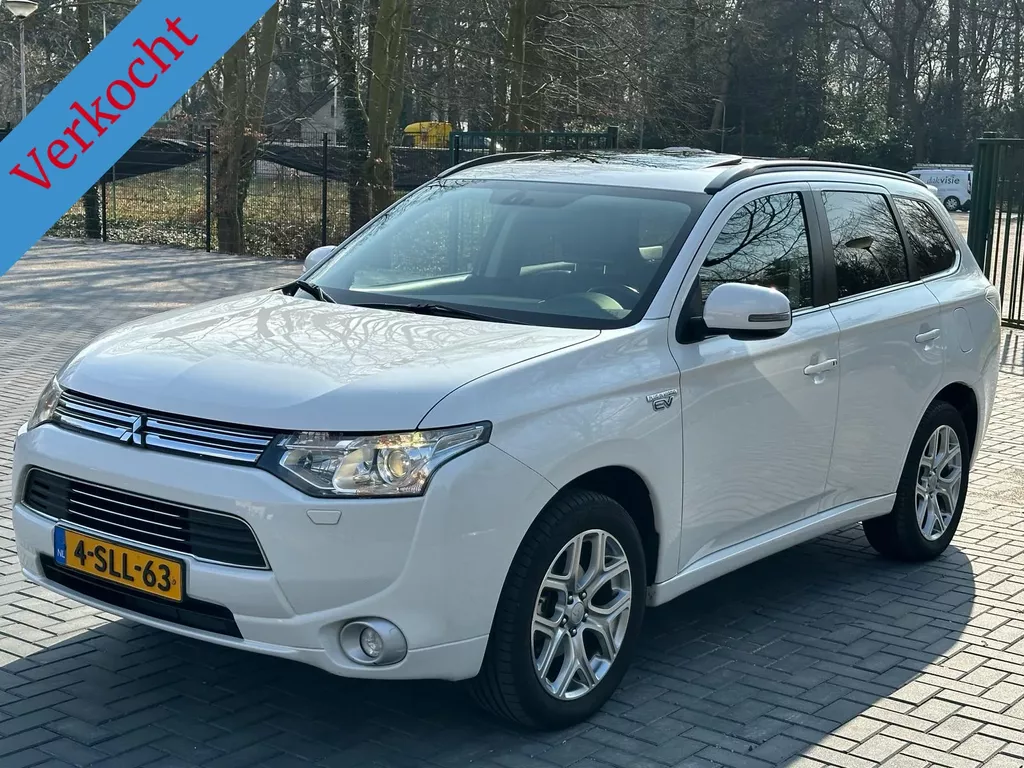 Mitsubishi Outlander 2.0 PHEV Instyle