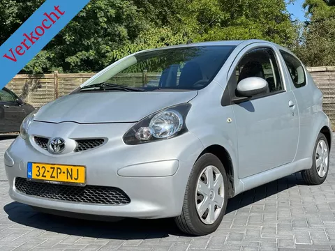 Toyota Aygo 1.0-12V +