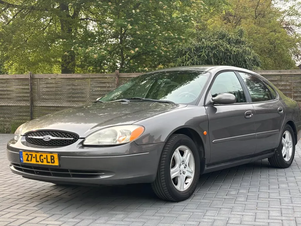 Ford TAURUS 3.0-24v V6 SE