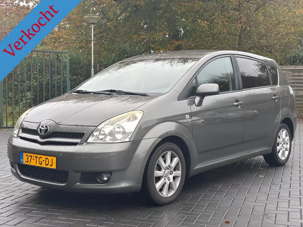 Toyota Verso 2.2 D-4D Dynamic Airco Cruise PDC NAP Trekhaak