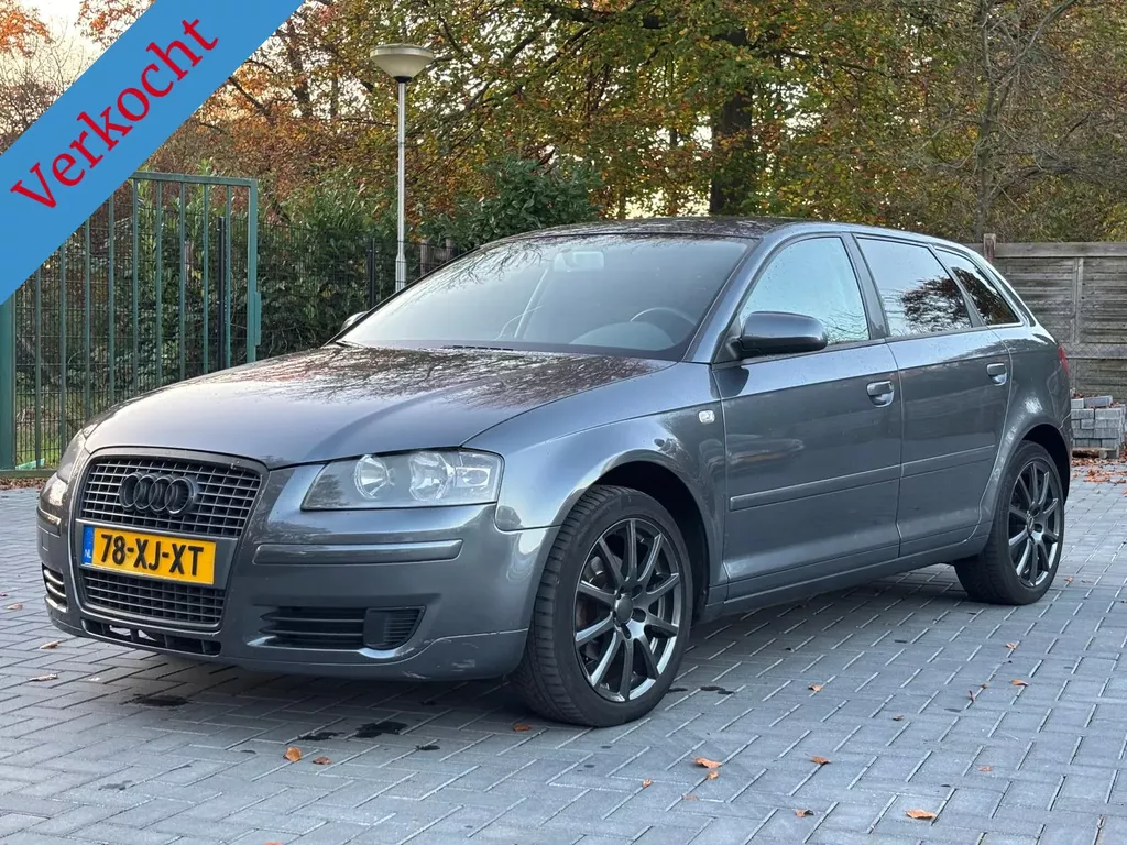 Audi A3 Sportback 1.6 FSI Attraction