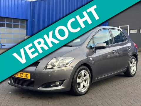 Toyota Auris 2.2 D-4D Executive Business/Clima/Cruise/Leer/Navi