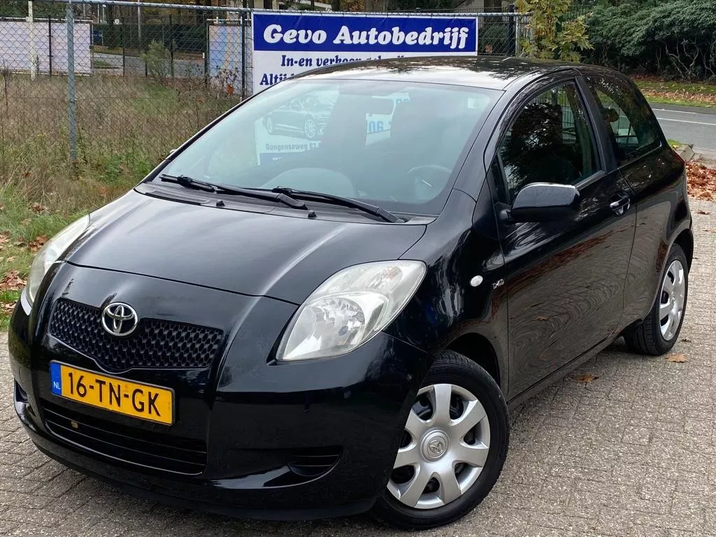 Toyota Yaris 1.4 D-4D Linea Sol/Airco/Elekkt Raam/NAP
